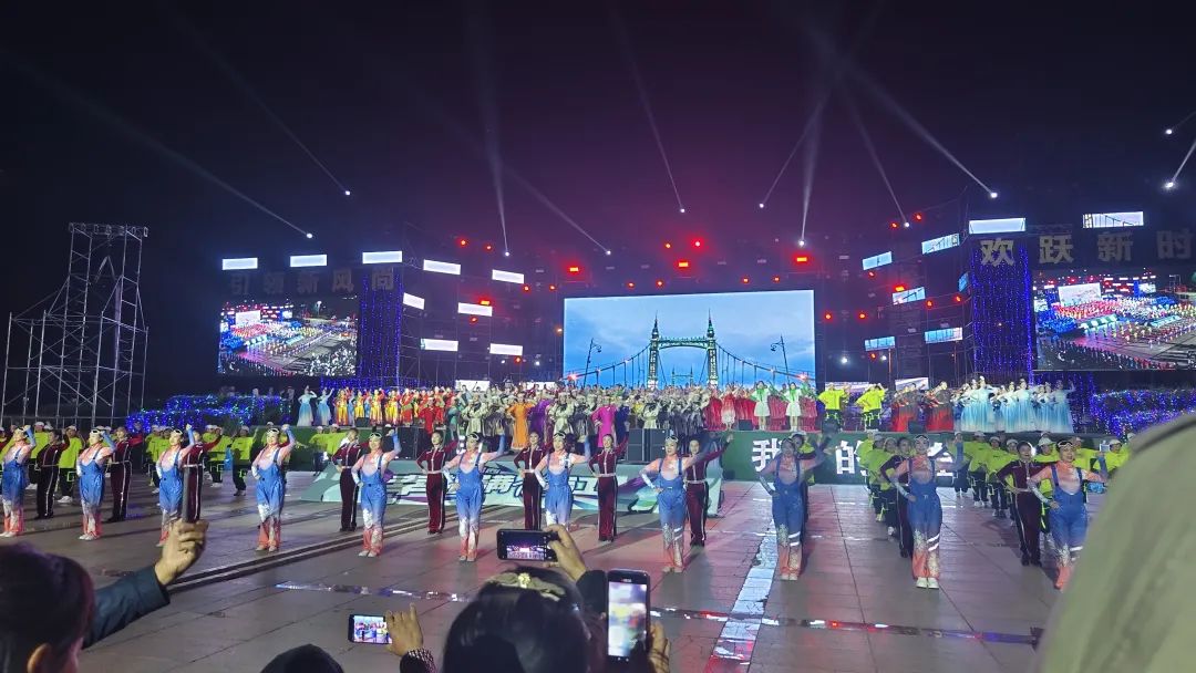 黑河市嫩江文化館參加 “幸福滿龍江 我在黑龍江等你”2024年全省廣場舞展演——廣場舞大會